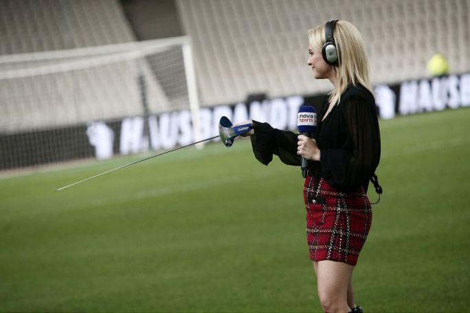 Ξεσήκωσε το γήπεδο: Η Λίλα Κουντουριώτη με σπαθί και φούστα στο ΟΑΚΑ (pics) | panathinaikos24.gr Ξεσήκωσε το γήπεδο: Η Λίλα Κουντουριώτη με σπαθί και φούστα στο ΟΑΚΑ (pics) | panathinaikos24.gr