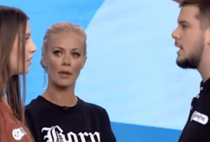 «Το μ@@@@ σέρνει;» – Το τερμάτισε παίκτρια στο Ρουκ Ζουκ (vid) | panathinaikos24.gr «Το μ@@@@ σέρνει;» – Το τερμάτισε παίκτρια στο Ρουκ Ζουκ (vid) | panathinaikos24.gr
