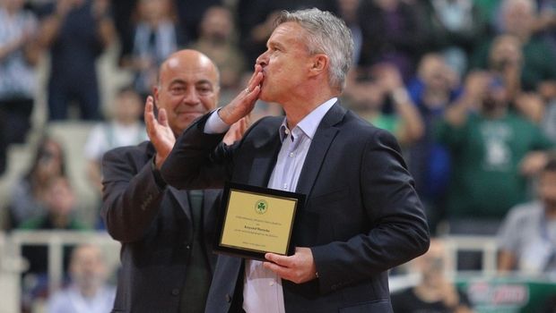 Στη Γερμανία για το PAO ALIVE ο Βαζέχα!
