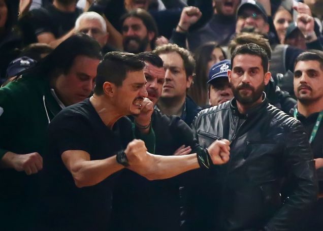«Τρελάθηκε» ο Γιαννακόπουλος μετά τη λήξη του ντέρμπι (Pics) | panathinaikos24.gr «Τρελάθηκε» ο Γιαννακόπουλος μετά τη λήξη του ντέρμπι (Pics) | panathinaikos24.gr