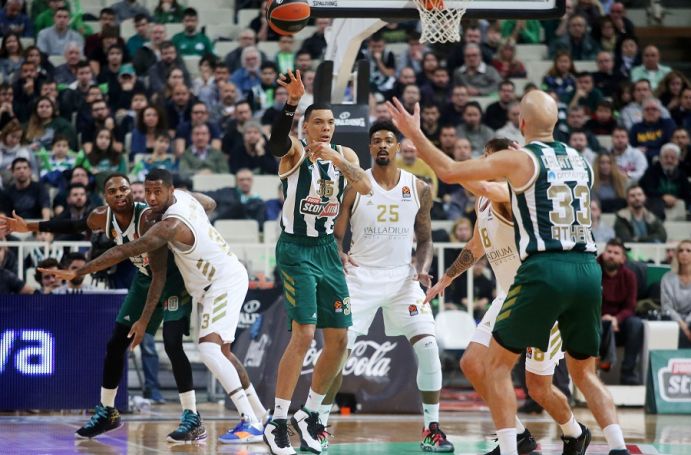 «Ζωντάνεψε» το ΟΑΚΑ στο δεύτερο ημίχρονο | panathinaikos24.gr «Ζωντάνεψε» το ΟΑΚΑ στο δεύτερο ημίχρονο | panathinaikos24.gr