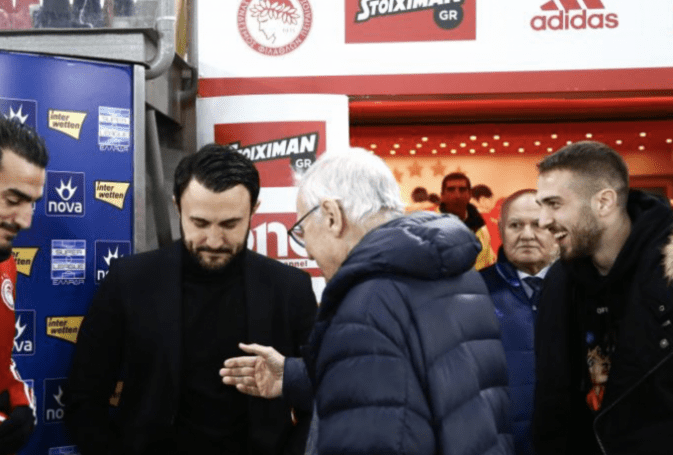 Απίστευτο: Τα «Φιλαράκια» ζήτησαν Καρυπίδη-Σάββα να πρωταγωνιστήσουν σε επετειακό επεισόδιο! (vid) | panathinaikos24.gr Απίστευτο: Τα «Φιλαράκια» ζήτησαν Καρυπίδη-Σάββα να πρωταγωνιστήσουν σε επετειακό επεισόδιο! (vid) | panathinaikos24.gr