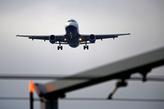 Πανικός σε πτήση από την Αθήνα: Επεσαν μάσκες οξυγόνου (pic) | panathinaikos24.gr Πανικός σε πτήση από την Αθήνα: Επεσαν μάσκες οξυγόνου (pic) | panathinaikos24.gr
