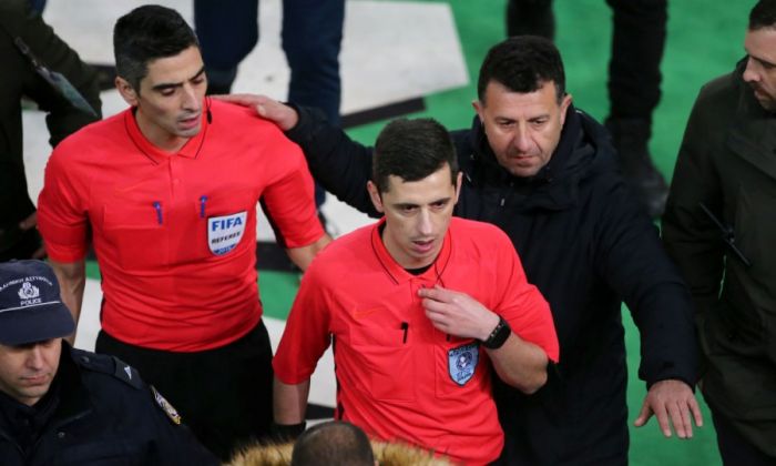 Βαρούχας: «Να πάει σπίτι του ο Καλύβας» | panathinaikos24.gr Βαρούχας: «Να πάει σπίτι του ο Καλύβας» | panathinaikos24.gr