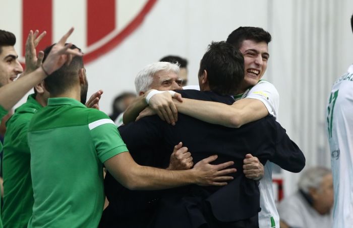 Αν κάνουν έτσι για το βόλεϊ, τι θα γίνει αν τους ξυπνήσει κάποιος το όραμα για το ποδόσφαιρο; | panathinaikos24.gr Αν κάνουν έτσι για το βόλεϊ, τι θα γίνει αν τους ξυπνήσει κάποιος το όραμα για το ποδόσφαιρο; | panathinaikos24.gr