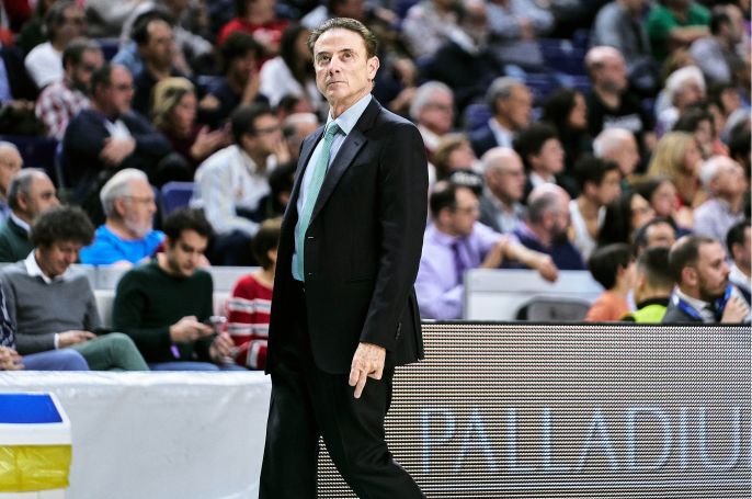 Έξαλλος σε τάιμ άουτ ο Πιτίνο! (vid) | panathinaikos24.gr Έξαλλος σε τάιμ άουτ ο Πιτίνο! (vid) | panathinaikos24.gr