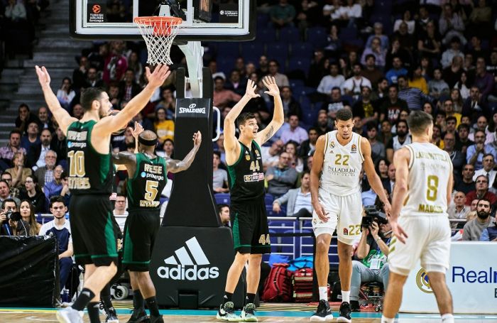 Υπέκυψε στην ανωτερότητα της Ρεάλ | panathinaikos24.gr Υπέκυψε στην ανωτερότητα της Ρεάλ | panathinaikos24.gr