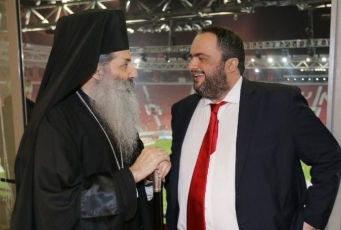 Δεν ήμουν εγώ ο Σεραφείμ στο πάρτι μασκέ του Mega | panathinaikos24.gr Δεν ήμουν εγώ ο Σεραφείμ στο πάρτι μασκέ του Mega | panathinaikos24.gr