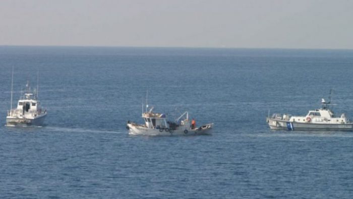 Ηττηθήκαμε μέσα στο «σπίτι» μας: Πώς το τουρκικό λιμενικό έκανε τα Ίμια απαγορευμένη ζώνη για τους Έλληνες (pics) | panathinaikos24.gr Ηττηθήκαμε μέσα στο «σπίτι» μας: Πώς το τουρκικό λιμενικό έκανε τα Ίμια απαγορευμένη ζώνη για τους Έλληνες (pics) | panathinaikos24.gr