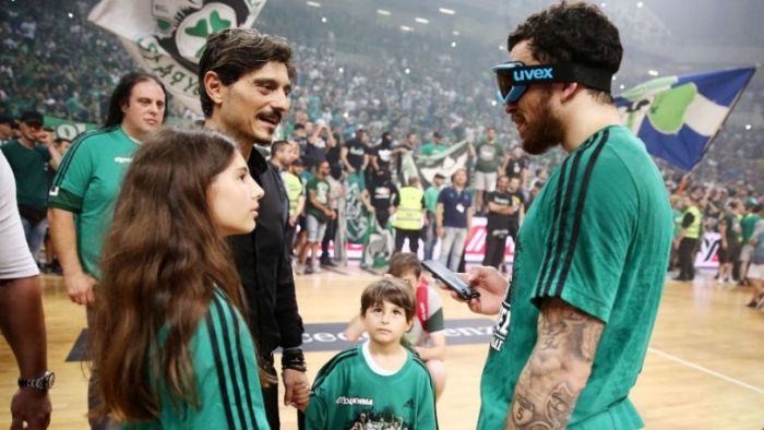 Παναθηναϊκός: «Πράσινη» ανάρτηση από Τζέιμς με Γιαννακόπουλο (Pic) | panathinaikos24.gr Παναθηναϊκός: «Πράσινη» ανάρτηση από Τζέιμς με Γιαννακόπουλο (Pic) | panathinaikos24.gr