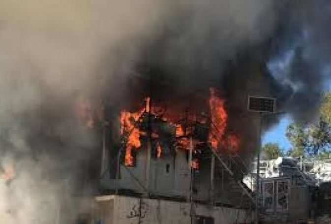 Tραγωδία στη Μόρια: Πληροφορίες για νεκρό παιδί στην μεγάλη φωτιά στο ΚΥΤ | panathinaikos24.gr Tραγωδία στη Μόρια: Πληροφορίες για νεκρό παιδί στην μεγάλη φωτιά στο ΚΥΤ | panathinaikos24.gr