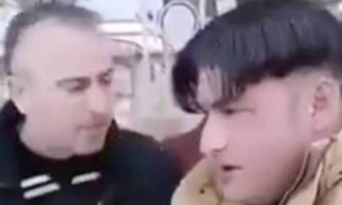 Παρέμβαση Εισαγγελέα για το video με μπούλινγκ οπαδού του ΠΑΟΚ σε μουσουλμάνο μετανάστη | panathinaikos24.gr Παρέμβαση Εισαγγελέα για το video με μπούλινγκ οπαδού του ΠΑΟΚ σε μουσουλμάνο μετανάστη | panathinaikos24.gr