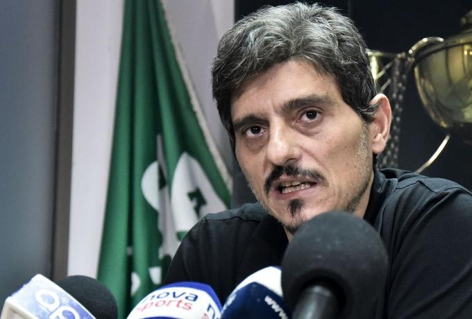 Aνάρτηση Γιαννακόπουλου: “Κάτω ο φασισμός” (pic)