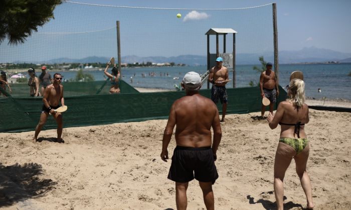 Η απόφαση- έκπληξη των λοιμωξιολόγων για τις ρακέτες στην παραλία | panathinaikos24.gr Η απόφαση- έκπληξη των λοιμωξιολόγων για τις ρακέτες στην παραλία | panathinaikos24.gr