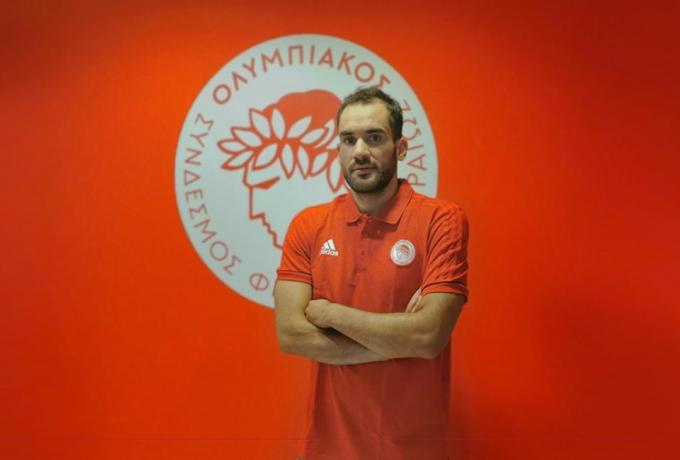 Επίσημο: Έφυγε ο Ζήσης και ανακοινώθηκε από τον Ολυμπιακό