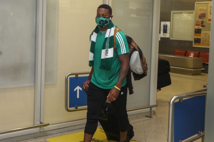 Παναθηναϊκός: Στην Αθήνα ο Φόστερ (Pics) | panathinaikos24.gr Παναθηναϊκός: Στην Αθήνα ο Φόστερ (Pics) | panathinaikos24.gr