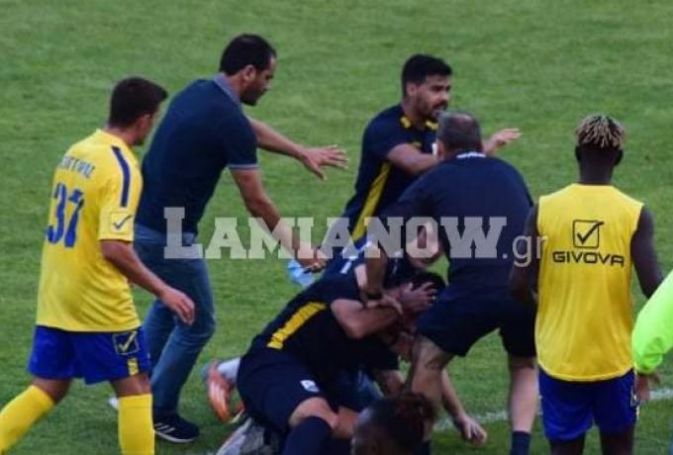 Video: Μπουκέτα μεταξύ παικτών στο… φιλικό Παναιτωλικός-Λαμία! | panathinaikos24.gr Video: Μπουκέτα μεταξύ παικτών στο… φιλικό Παναιτωλικός-Λαμία! | panathinaikos24.gr