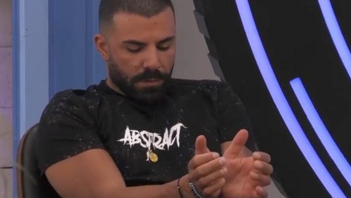 Είπε και χειρότερα: Το νέο βίντεο με ατάκες μαγκιάς του Κρητικού του Big Brother αποδεικνύει ότι όλοι ήξεραν (Vid) | panathinaikos24.gr Είπε και χειρότερα: Το νέο βίντεο με ατάκες μαγκιάς του Κρητικού του Big Brother αποδεικνύει ότι όλοι ήξεραν (Vid) | panathinaikos24.gr