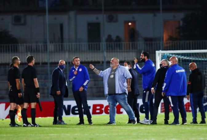 «Καίει» τον Καραπαπά το φύλλο αγώνα: «Θα γαμ@@@, πουτ@@» | panathinaikos24.gr «Καίει» τον Καραπαπά το φύλλο αγώνα: «Θα γαμ@@@, πουτ@@» | panathinaikos24.gr