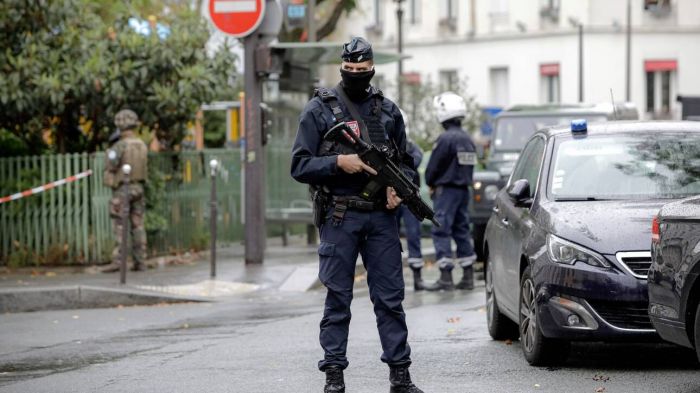Τρόμος στη Νίκαια: Τρεις νεκροί, αποκεφαλίστηκε μια γυναίκα μέσα σε εκκλησία! | panathinaikos24.gr Τρόμος στη Νίκαια: Τρεις νεκροί, αποκεφαλίστηκε μια γυναίκα μέσα σε εκκλησία! | panathinaikos24.gr