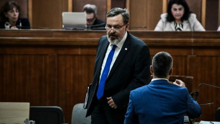 Άφαντος για δεύτερη μέρα: Πώς ξέφυγε από την αστυνομία ο χρυσαυγίτης Παππάς | panathinaikos24.gr Άφαντος για δεύτερη μέρα: Πώς ξέφυγε από την αστυνομία ο χρυσαυγίτης Παππάς | panathinaikos24.gr