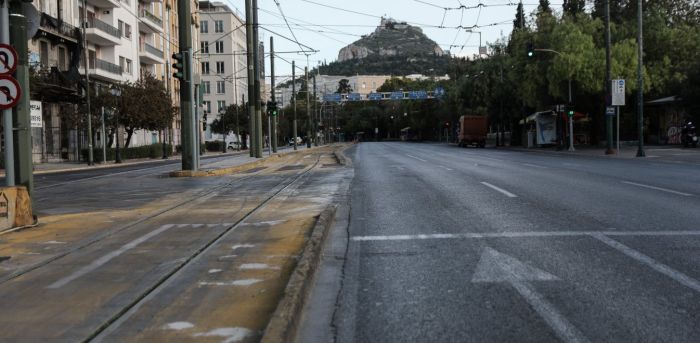 Αυτά τα καταστήματα ανοίγουν παρά την παράταση στο lockdown (vid)
