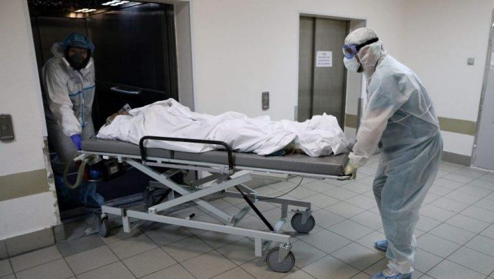 H ανακοίνωση του ΕΟΔΥ  – Αύξηση σε νεκρούς και διασωληνωμένους