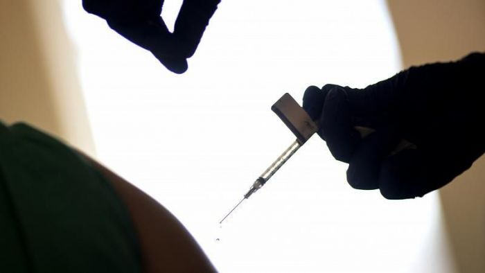 Εμβόλια: Ολόκληρο το αιφνιδιαστικό σχέδιο για την παραλαβή και τη μεταφορά τους (vids) | panathinaikos24.gr Εμβόλια: Ολόκληρο το αιφνιδιαστικό σχέδιο για την παραλαβή και τη μεταφορά τους (vids) | panathinaikos24.gr