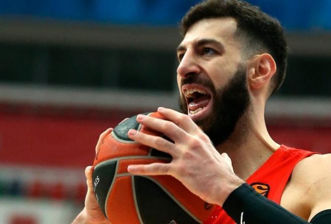 ΤΣΣΚΑ-ΟΣΦΠ: Το τρίποντο σερί του Σενγκέλια (vid) | panathinaikos24.gr ΤΣΣΚΑ-ΟΣΦΠ: Το τρίποντο σερί του Σενγκέλια (vid) | panathinaikos24.gr