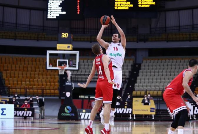 Επιστρέφει Α1 ο Ολυμπιακός αν σφυρίζουν 50-50 όπως οι ξένοι διαιτητές, πόσο πιο απλά να το εξηγήσει; | panathinaikos24.gr Επιστρέφει Α1 ο Ολυμπιακός αν σφυρίζουν 50-50 όπως οι ξένοι διαιτητές, πόσο πιο απλά να το εξηγήσει; | panathinaikos24.gr