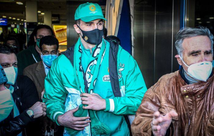 Με πόσα μένει ο Χεζόνια, πώς έκλεισε και γιατί ήταν η αρχή της χιονοστιβάδας | panathinaikos24.gr Με πόσα μένει ο Χεζόνια, πώς έκλεισε και γιατί ήταν η αρχή της χιονοστιβάδας | panathinaikos24.gr