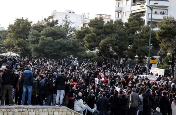 Νέα Σμύρνη: Μεγαλειώδης συγκέντρωση διαμαρτυρίας κατά της καταστολής (pics) | panathinaikos24.gr Νέα Σμύρνη: Μεγαλειώδης συγκέντρωση διαμαρτυρίας κατά της καταστολής (pics) | panathinaikos24.gr