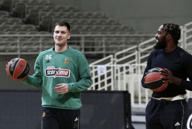 Με φίλους του τριφυλλιού και… Νέντοβιτς η προπόνηση | panathinaikos24.gr Με φίλους του τριφυλλιού και… Νέντοβιτς η προπόνηση | panathinaikos24.gr