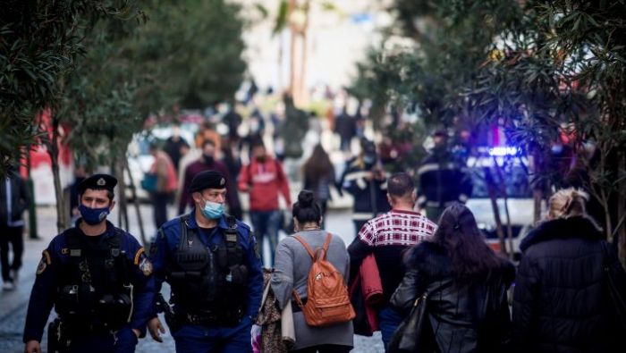 «Bόμβα» Σαριγιάννη: Πόσο πρέπει να παραταθεί το lockdown για να πέσουμε στα 1000 κρούσματα | panathinaikos24.gr «Bόμβα» Σαριγιάννη: Πόσο πρέπει να παραταθεί το lockdown για να πέσουμε στα 1000 κρούσματα | panathinaikos24.gr