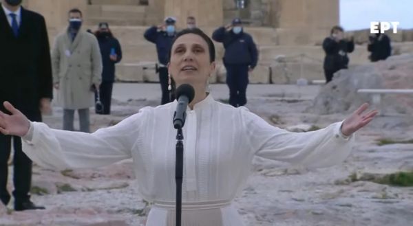 200 Χρόνια 1821: Ρίγη συγκίνησης από έναν άνθρωπο (και) του αθλητισμού στην έπαρση της ελληνικής σημαίας (pic) | panathinaikos24.gr 200 Χρόνια 1821: Ρίγη συγκίνησης από έναν άνθρωπο (και) του αθλητισμού στην έπαρση της ελληνικής σημαίας (pic) | panathinaikos24.gr
