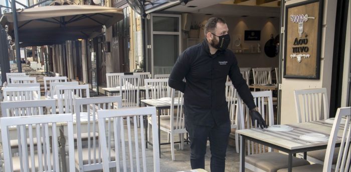 Εστίαση: Το μεγάλο στοίχημα της κυβέρνησης – Πώς θα πηγαίνουμε σε εστιατόρια και καφέ