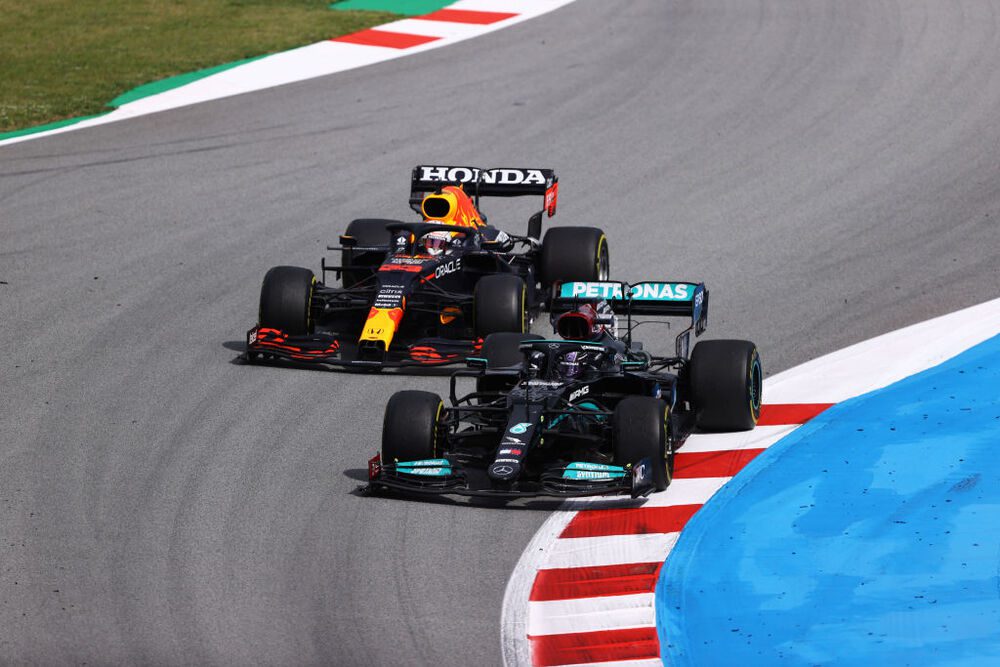 Formula 1 – Μπράουν: Η σύγκρουση Χάμιλτον και Φερστάπεν είναι θέμα χρόνου