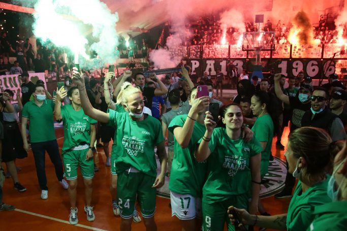 Σαχάς στο Panathinaikos24.gr: «Ήθελα να επιβραβεύσω την προσπάθεια που έκανε η ομάδα και ήρθα σε επαφή με τον Πανταλέοντα» | panathinaikos24.gr Σαχάς στο Panathinaikos24.gr: «Ήθελα να επιβραβεύσω την προσπάθεια που έκανε η ομάδα και ήρθα σε επαφή με τον Πανταλέοντα» | panathinaikos24.gr