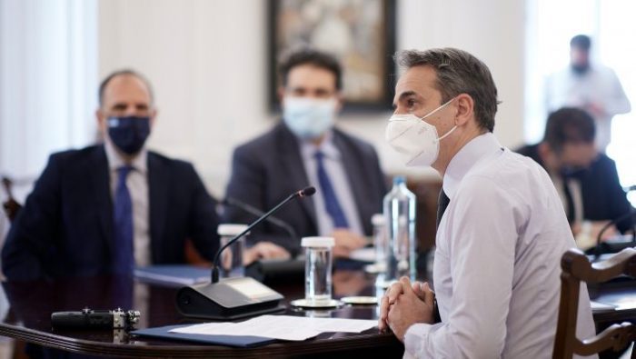 Οι 2 πρωτοκλασάτοι υπουργοί που κανείς δεν πίστευε ότι θα διώξει ο Κυριάκος | panathinaikos24.gr Οι 2 πρωτοκλασάτοι υπουργοί που κανείς δεν πίστευε ότι θα διώξει ο Κυριάκος | panathinaikos24.gr