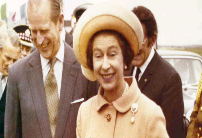 Aπόπειρα δολοφονίας της βασίλισσας Ελισάβετ πριν από 50 χρόνια – Έμεινε κρυφή για πάνω από 4 δεκαετίες