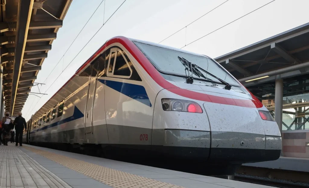 Hellenic Train: Επιπλέον δρομολόγια από αύριο Παρασκευή στο σιδηροδρομικό δίκτυο